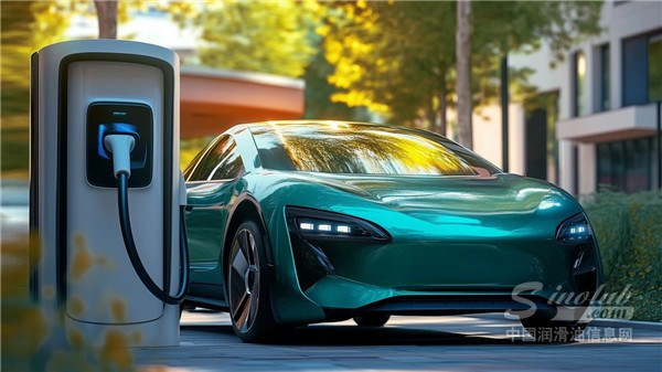 勝牌新能源汽車?yán)鋮s液HTF-LC100通過交通運輸部檢測