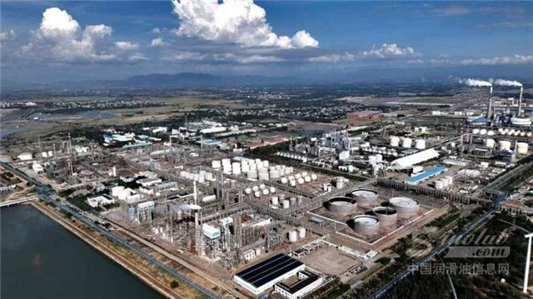 東方石化高端石蠟、潤滑油產業(yè)轉型升級項目正式簽約