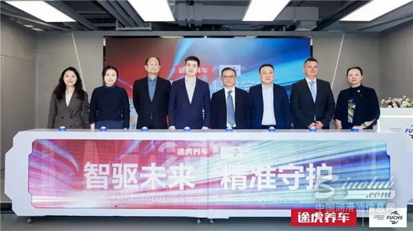 7fc57943-ee1c-438c-b33b-0a4dc17cff91.jpg