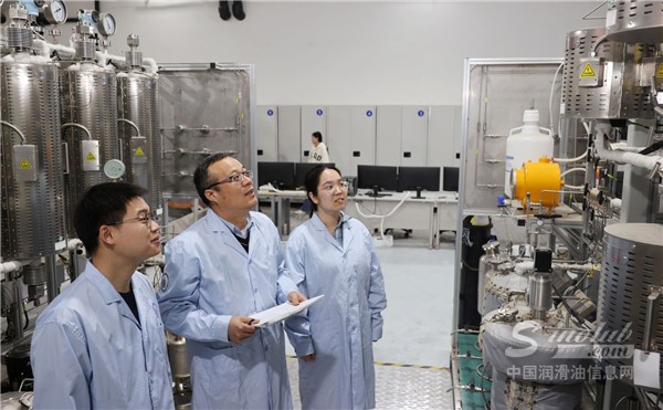 回收率超98%！我科學(xué)家成功開發(fā)廢潤滑油綠色再生技術(shù)
