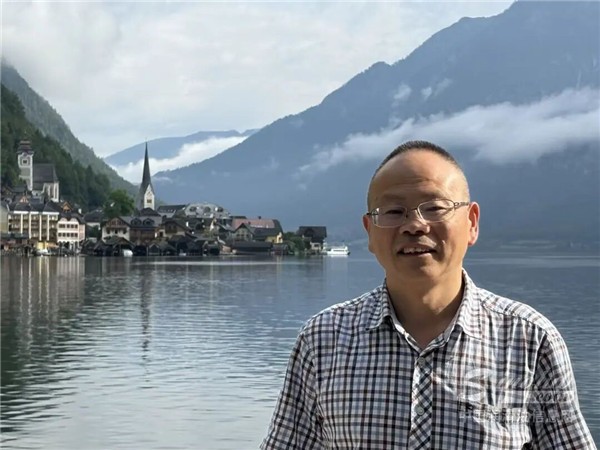 重磅官宣！清華大學(xué)珠三角研究院向暉主任出任 LubTop2025 總評(píng)榜榮譽(yù)導(dǎo)師