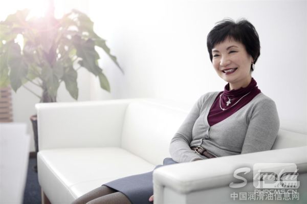 殼牌統(tǒng)一總經(jīng)理陳翠薇女士