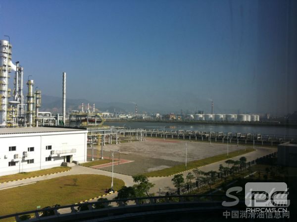中海油惠州石化分公司基礎(chǔ)油工廠外景
