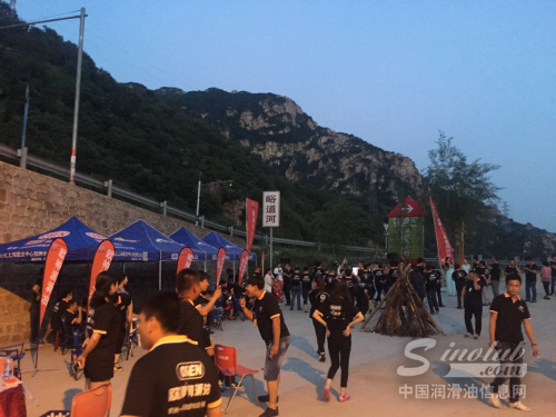 歐神潤滑油賽車隊助威團完美綻放6
