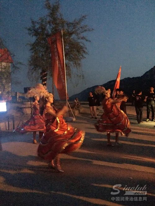 歐神潤滑油賽車隊助威團完美綻放12