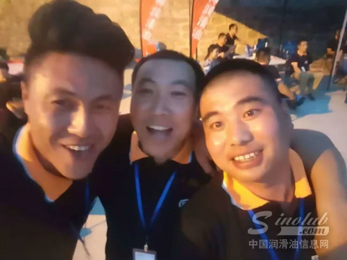 歐神潤滑油賽車隊助威團完美綻放13