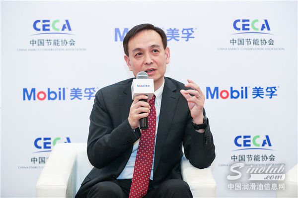 埃克森美孚(中國)投資有限公司企業(yè)用戶業(yè)務(wù)總經(jīng)理?xiàng)顤|先生 \