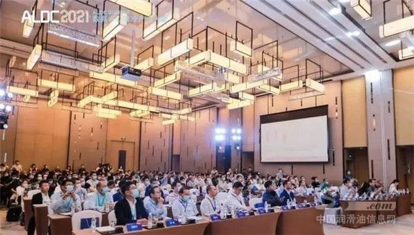 低能耗浸沒(méi)式冷卻液研發(fā)者&mdash;&mdash;殼牌出席2021