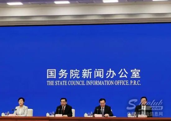 德國(guó)包括巴斯夫、拜耳、漢高、林德、贏創(chuàng)、科思創(chuàng)、朗盛、瓦克等化工企業(yè)