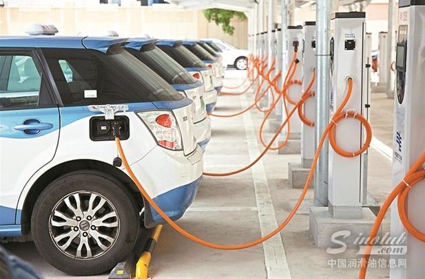業(yè)界人士談電動(dòng)車：污染不可控，甚至比燃油